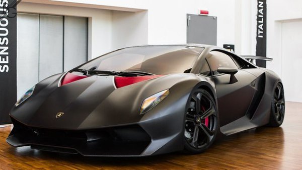 Lamborghini Sesto Elemento - 3