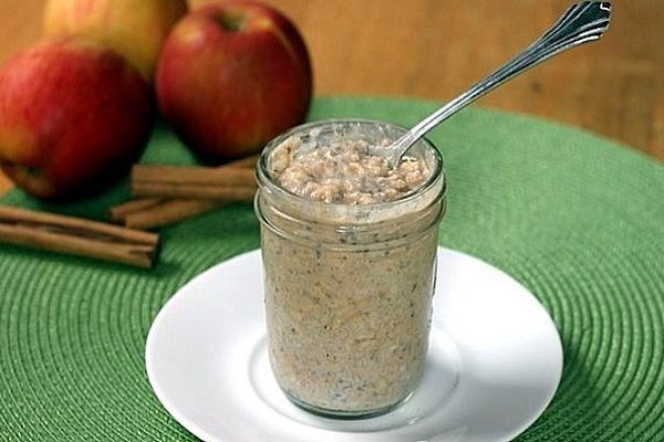 САМАЯ ВКУСНАЯ НИЗКОКАЛОРИЙНАЯ ЛЕНИВАЯ ОВСЯНКА В БАНКЕ: здоровый быстрый завтрак, который не надо ... - 3