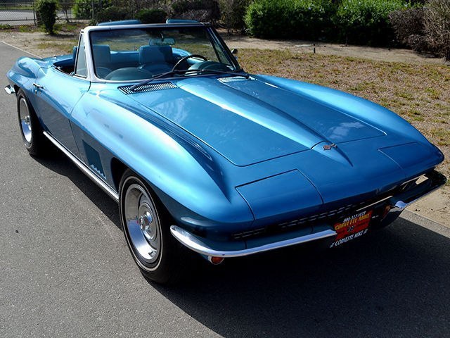 1967 Chevrolet Corvette - 3