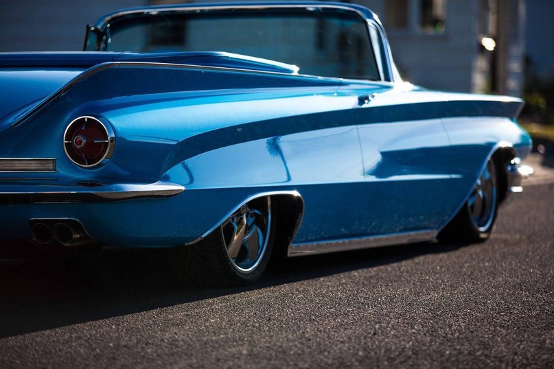 1960 Buick Electra 225 Convertible - 3