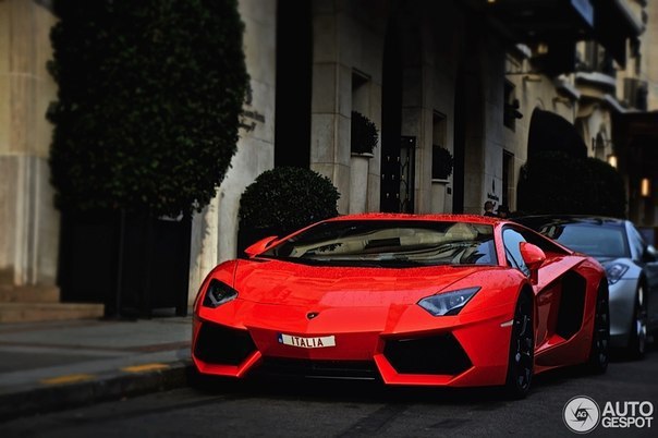 Lamborghini Aventador LP700-4