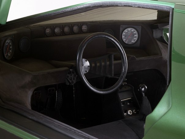 1968 Alfa Romeo Carabo.: concept car : 2-  : V8 2.0 L: ... - 5