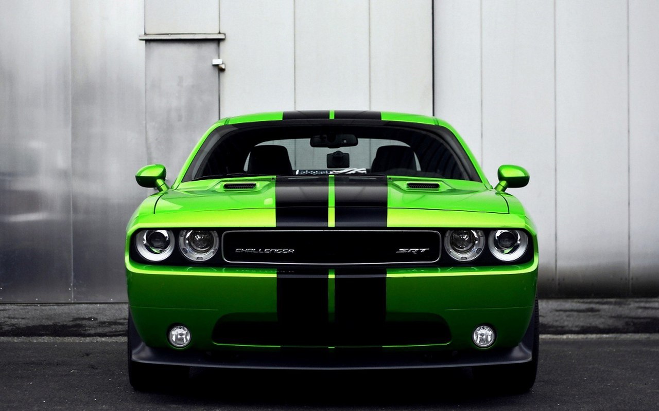 Dodge Challenger SRT8