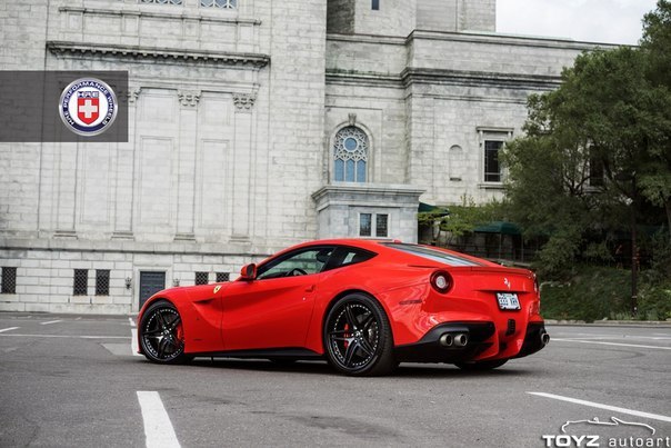 Ferrari F12berlinetta - 3