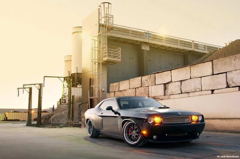 Dodge Challenger SRT8