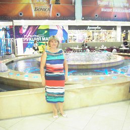 feride, 60, 