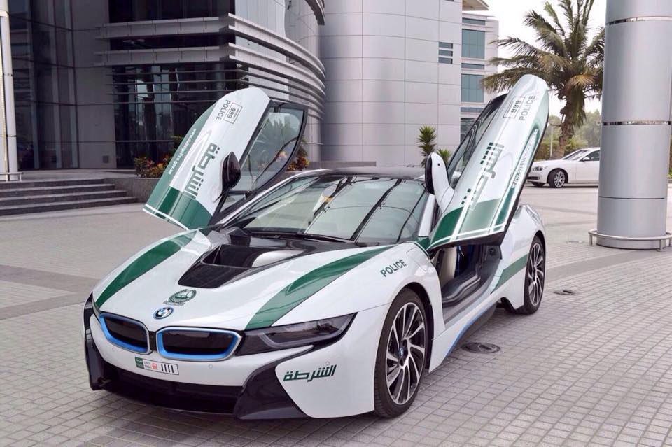 BMW i8    - 2