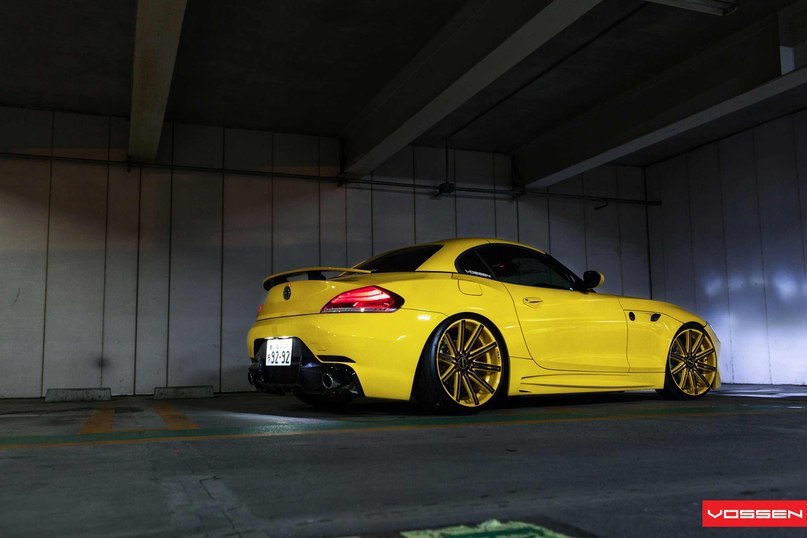 BMW Z4. - 4