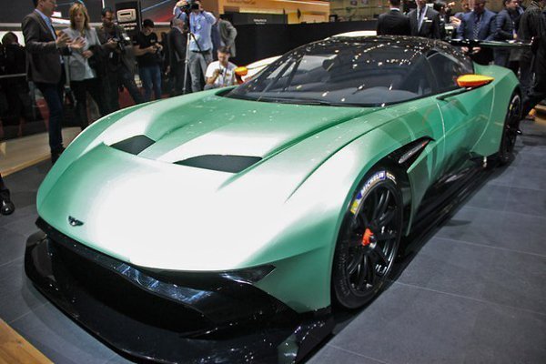 Aston Martin Vulcan.    24   Vulcan.    ... - 5