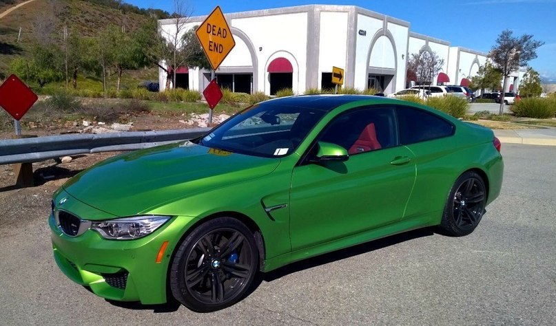 BMW M4 (F82) Individual... Java Green Metalic