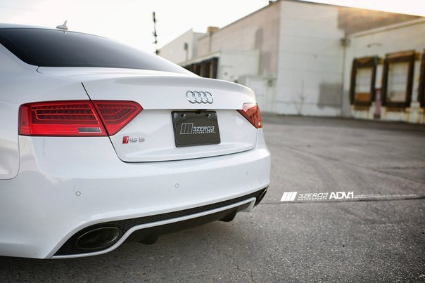 Audi RS5 - 6