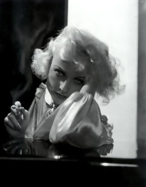 Old Ladies Photos - 51