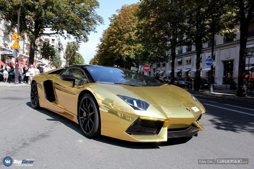 2013 Lamborghini Aventador LP 700-4 Roadster (LB834) - 4