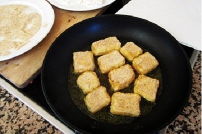 Жареное молоко - вкуснятина необыкновенная! Жареное молоко — звучит фантастически. На самом деле, ... - 2