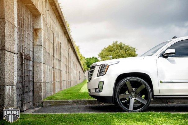 Cadillac Escalade On 26-Inch DUB Baller Wheels - 5