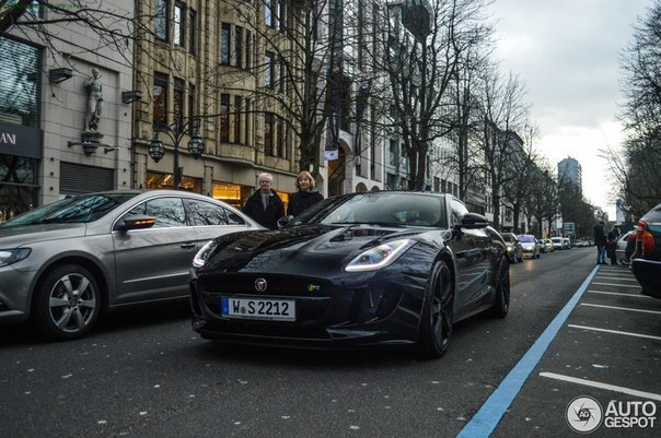 Jaguar F-TYPE R Coup - 4