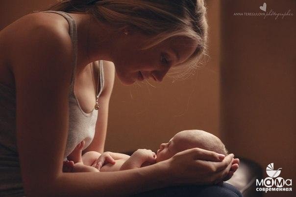 Дети — это ласки. Дети — это сказки. Дети — это утром заспанные глазки. Дети — это утром по паркету ...