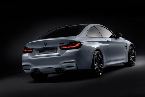 BMW M4 Concept Iconic Lights - 2