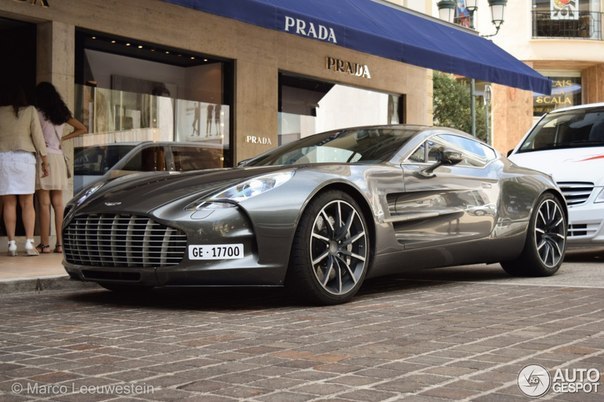 Aston Martin One-77, 201012.   V12 Atmo (7312 )  760 ..  7500 ... - 2