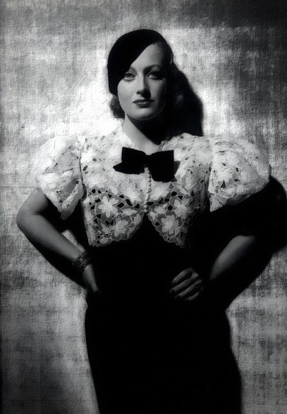 Old Ladies Photos - 54