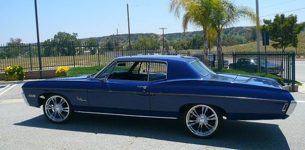 1968 Chevrolet Impala Custom - 2