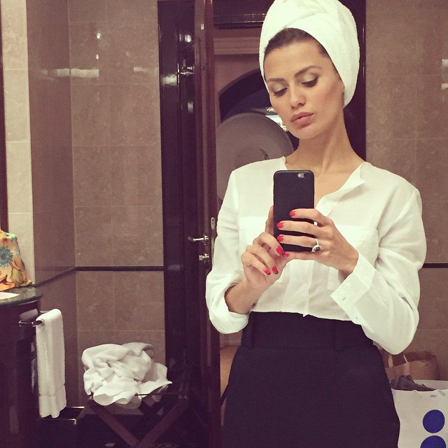 #VictoriaBonya ---.#�����������������������?