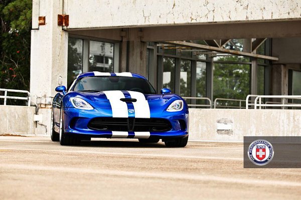 Dodge Viper SRT GTS. - 8