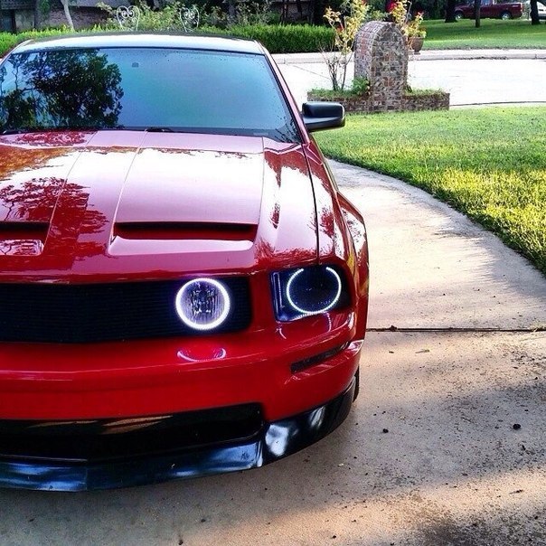 Ford Mustang - 4