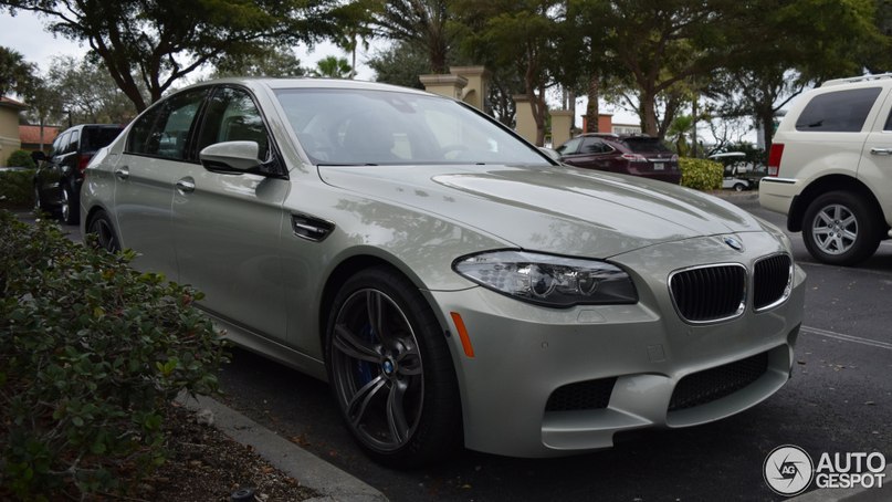 BMW M5 F10 - 8