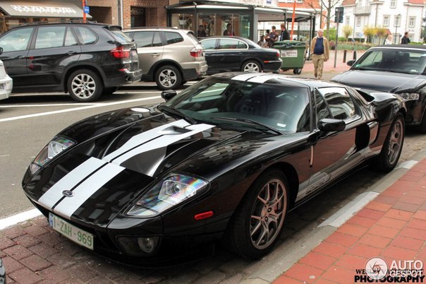 Ford GT