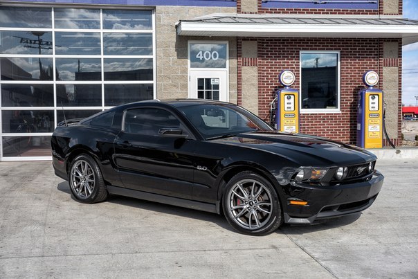 Ford Mustang GT - 6