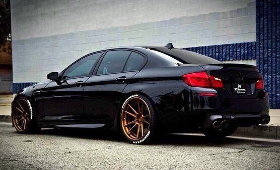 BMW M5 F10