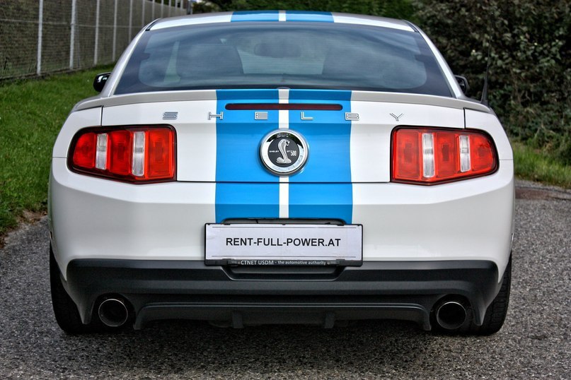 Ford Mustang GT - 3