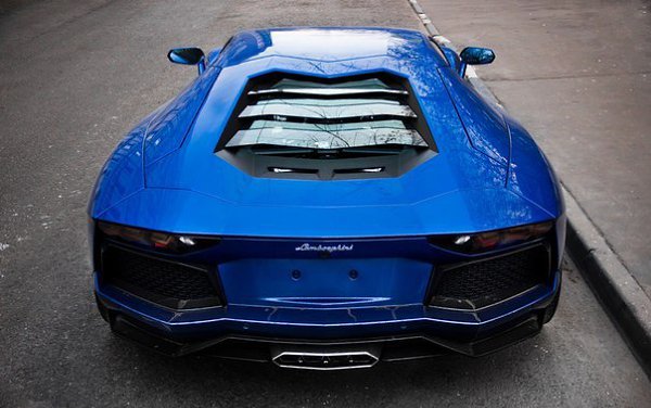 Blue Lamborghini Aventador - 2