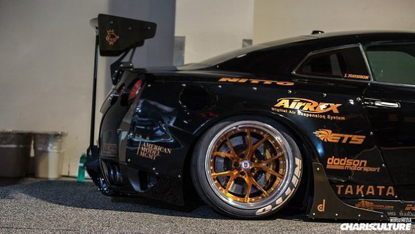 Nissan GT-R R35 - 6