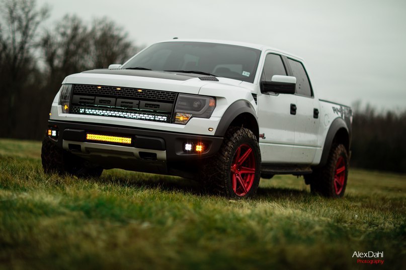 Ford F-150 SVT Raptor. - 3