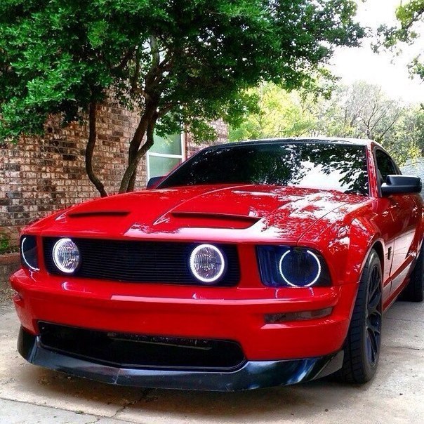 Ford Mustang - 5