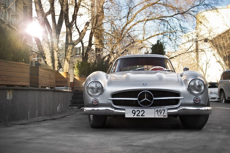Mercedes-Benz 300 SL - 6