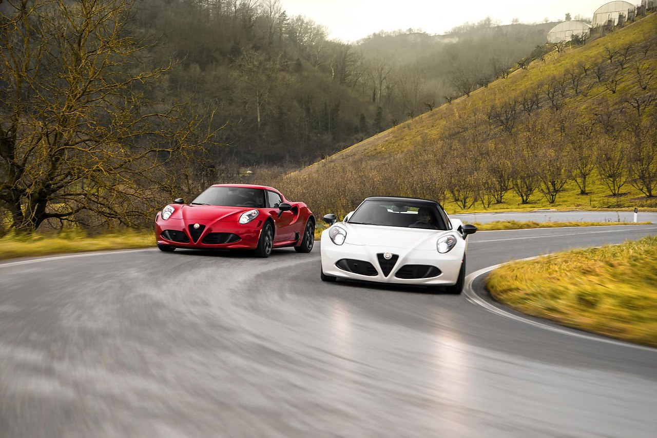 Alfa Romeo 4C & 4C Spider - 3