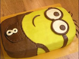   / Homemade Kids cake