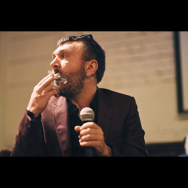 Сегодня, в рамках @headlinerschool, читал лекцию о вреде курения. Показывал отрицательный пример. ...