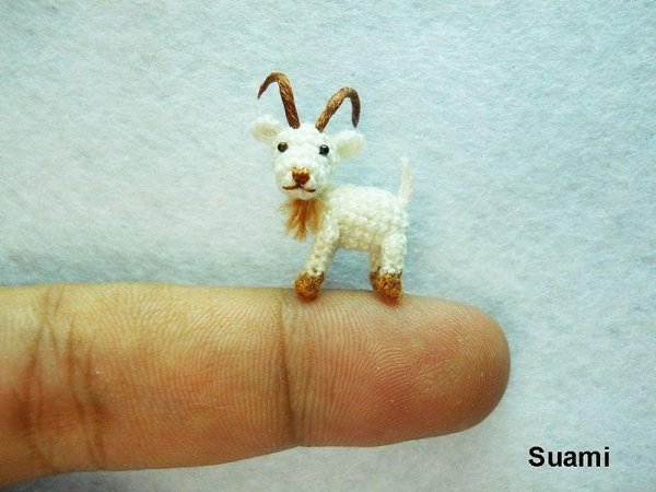 Невероятные миниатюрные вещи, связанные спицами и крючком - 3