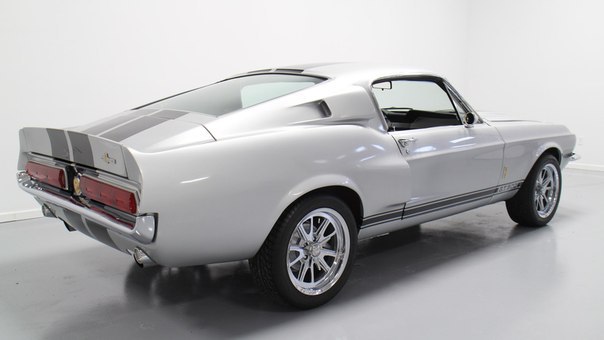 '67 Ford Shelby GT500 - 4