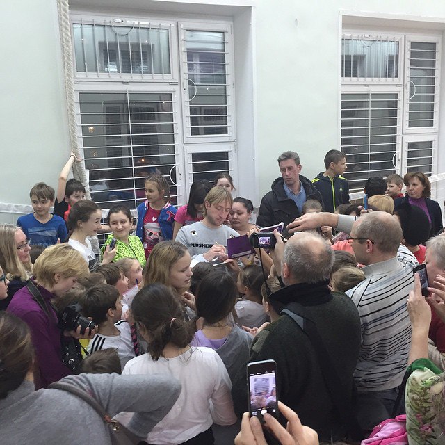   ,   !!!!  !!!!!!)))))