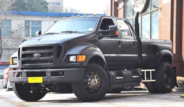 Ford F-650 - 4