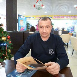 Анатолий, 47, Балаково