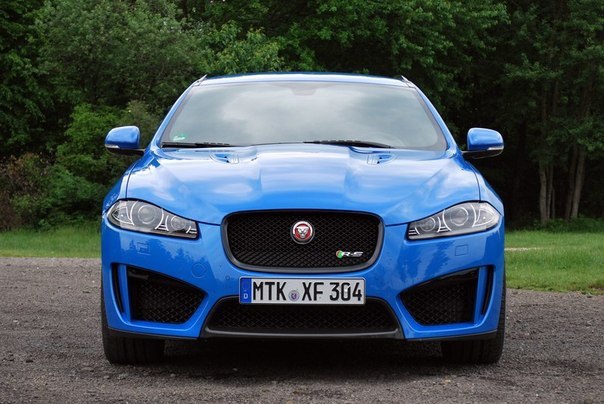 Jaguar XFR-S Sportbrake.: SC 5.0L V8: 542 ..: 8- ... - 2