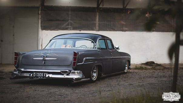 Chrysler New Yorker Deluxe '55 - 2