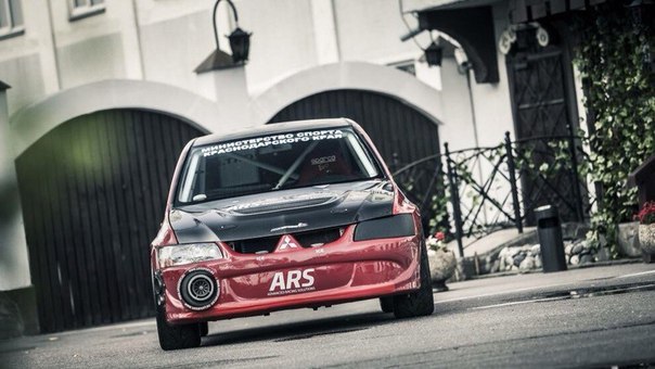 Mitsubishi Lancer Evo VIII - 5