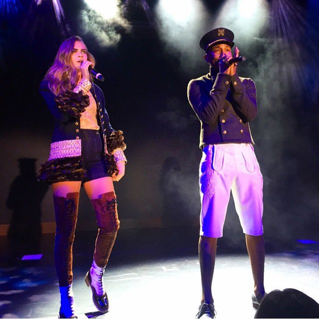 Cara and Pharrell performing !:)) @chanelofficial